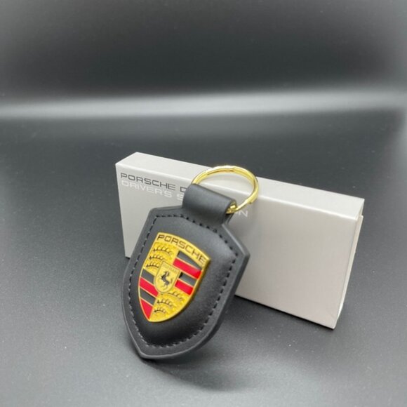 NWT PORSCHE Leather KeyFob Keyring Keychain in Black brand new - Picture 2 of 3